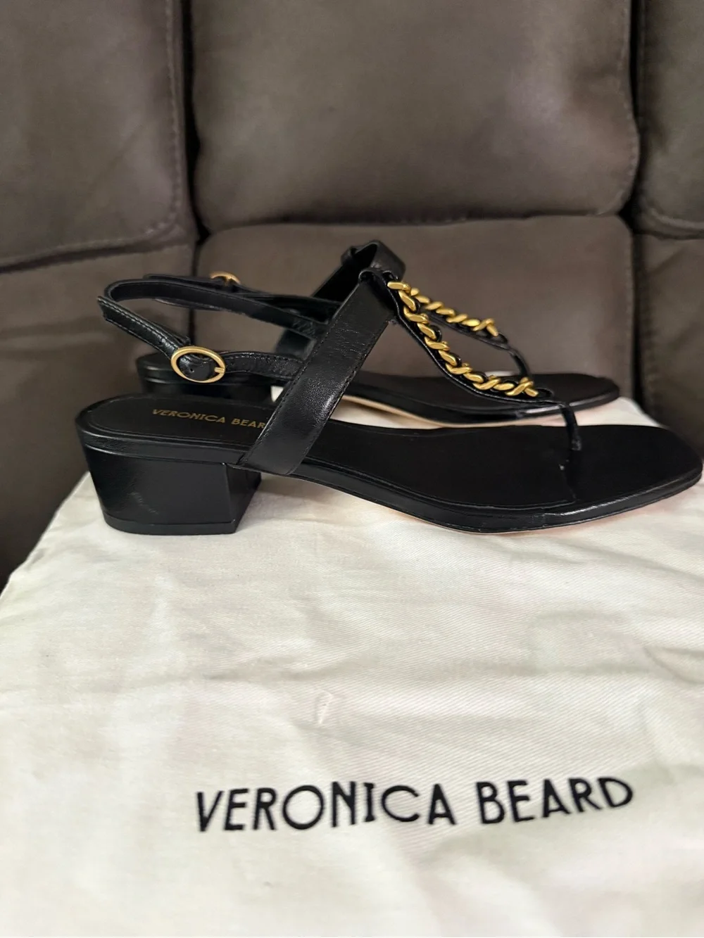 Veronica Beard Black Leather T-Strap Sandals with Gold Chain - Picture 4 of 7